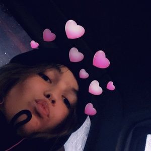 Meet your Posher, Alyssa